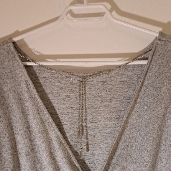163- Dynamite Heather Gray Knit Top With Backless Chain Detail - Picture 3 of 11